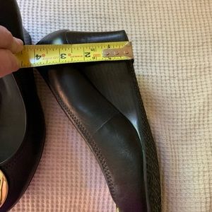 Tory Burch Wedge Size 9 with duster bag. Excellent condition. Worn a few times.